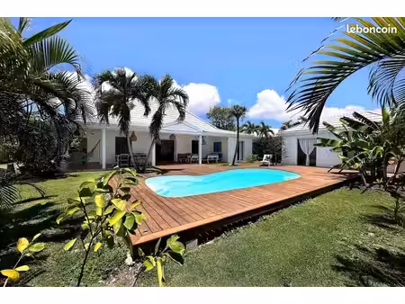 bungalow 6 pièces 160 m²