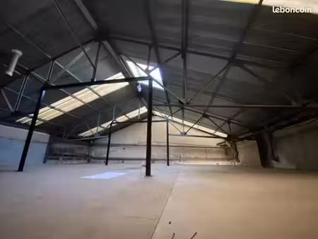 local d'activité 280 m²