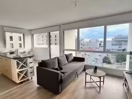 location meublée appartement 3 pièces 64 m² à ivry-sur-seine (94200)  2 100 €