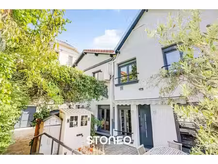 maison au calme avec grande terrasse arborée