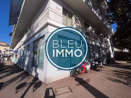 location commerce cagnes-sur-mer 06800 166m²