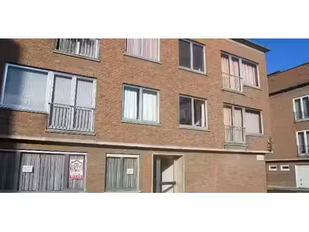 garage à louer à kortrijk pour € 95