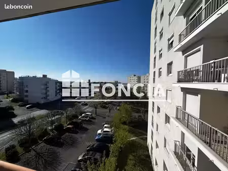 appartement 3 pièces 67m² à louer 850 - royan 17200