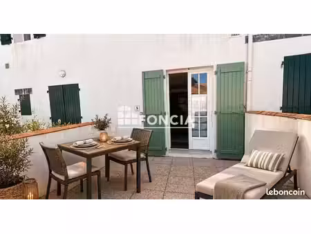 proche port