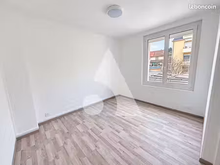 studio 1 pièce 22 m²