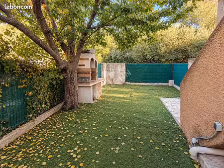 villa 4 pièces 76 m²