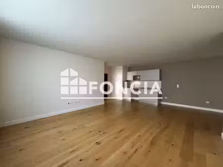 appartement 3 pièces 70.96m² à louer 820 - blois 41000