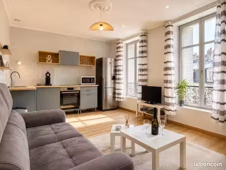 superbe t3 rénové en plein cœur de blois