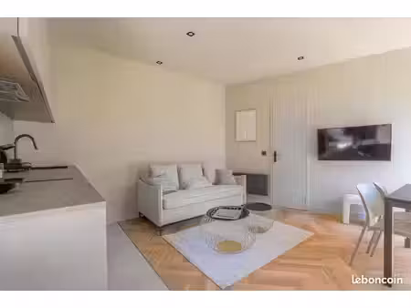 tout inclus - t2 meuble tout compris avec parking  proche de l'institut lyfe (5 min en voi