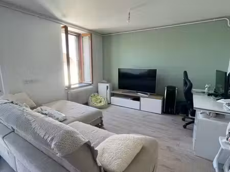 appartement t3 avec terrasse