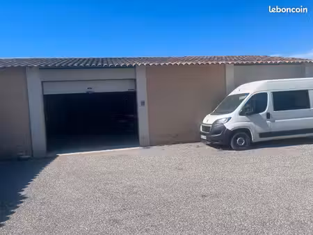 hangar pour stockage