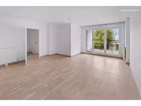 loue appartement t3 (64m2) meublé de standing - face au parc de procé