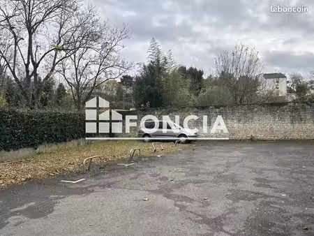 stationnement à louer 30 - niort 79000