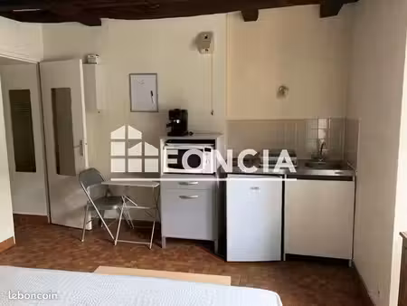 appartement meublé 16.86m² à louer 425 - angers 49000