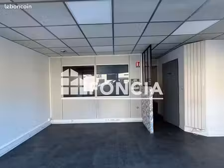 local commercial 2 pièces 45.66m² à louer 651 - lannion 22300