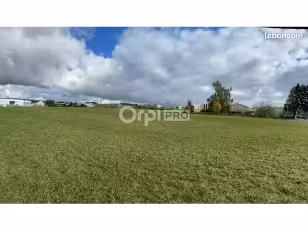 terrain 32 000 m² selongey