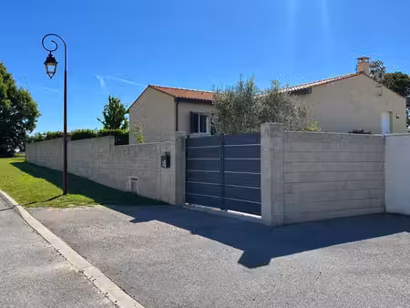 plassay - maison 116 m2 - 4 chambres - piscine - studio indépendant
