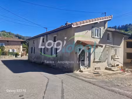 maison de village mitoyenne de 71 m2 habitables à restaurer