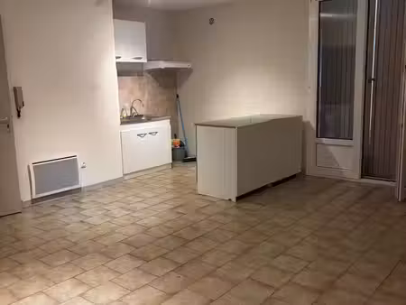 appartement rdc - 2 pièces - 41 m2