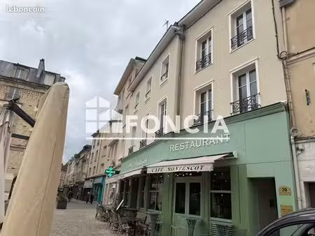 local commercial 59 m²