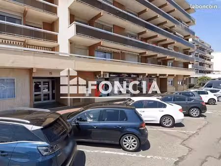 local commercial 82 m²