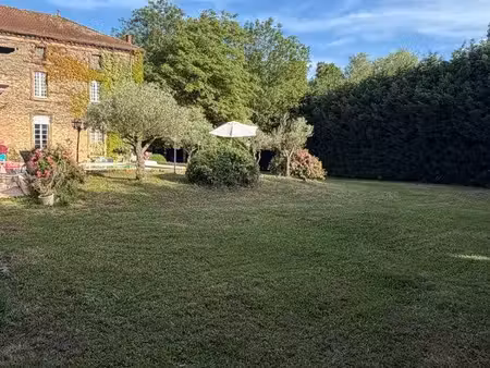 bâtisse de caractère