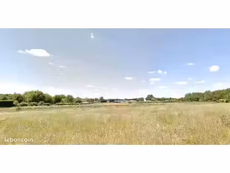 terrain 630 m² loupes