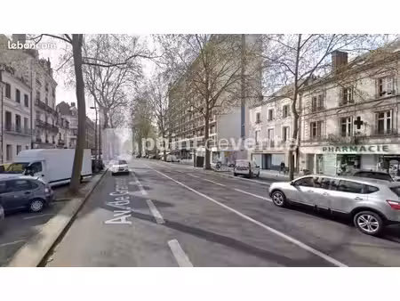local commercial 800 m²