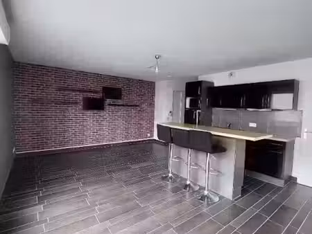 location appartement 2 pièces 49.55 m² à manosque (04100)  780 €