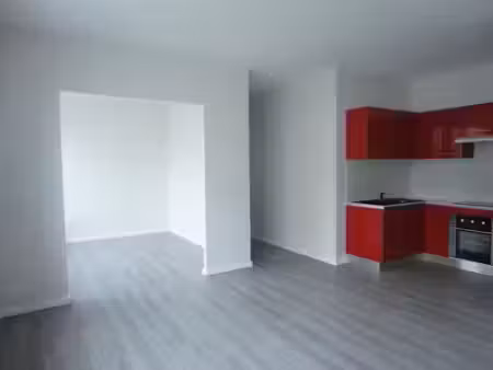 location appartement 2 pièces 54.93 m² à soustons (40140)  668 €