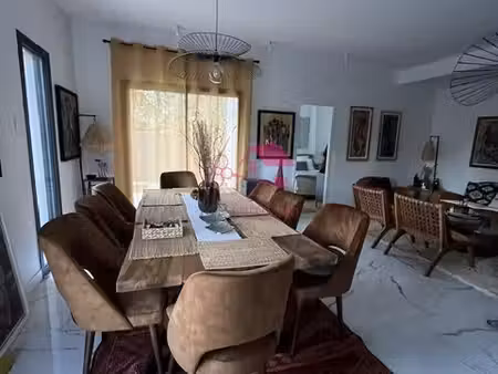 maison 4 pièces 95 m²