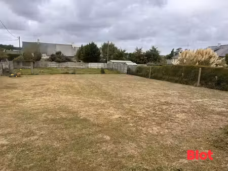 à vendre chez blot immobilier de cancale – terrain à bâtir de 450m² - la gouesniere: