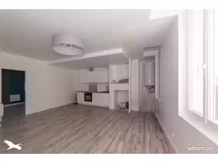 immeuble 150 m² pauillac