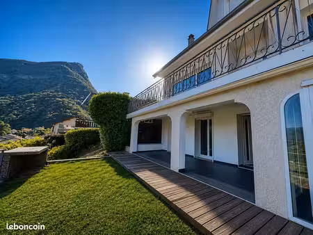 maison 7 pièces 115 m²