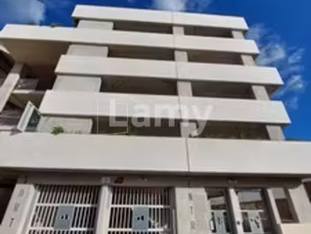 parking 8 m² grenoble