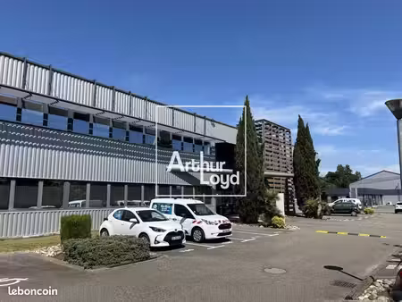 bureaux 135 m²