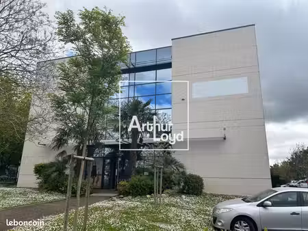 bureaux 500 m²