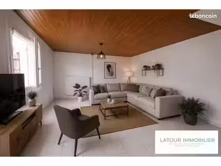 maison 6 pièces 145 m²