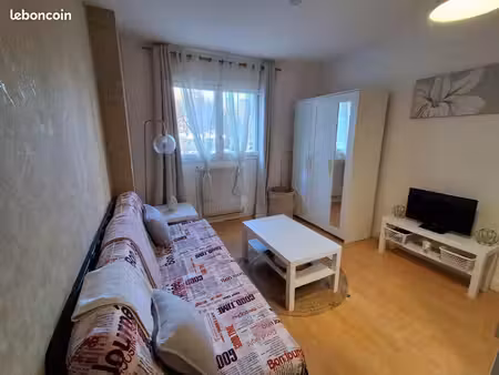studio 1 pièce 17 m²