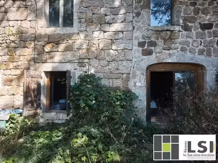 maison 6 pièces 632 m²