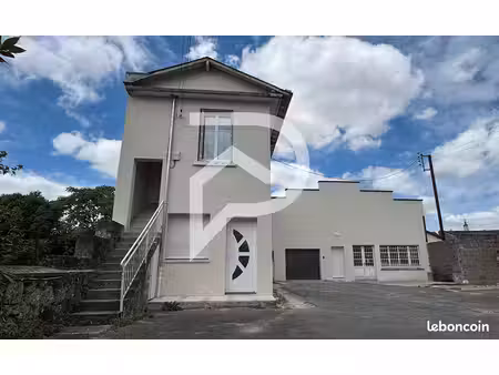 immeuble 10 pièces 204 m²