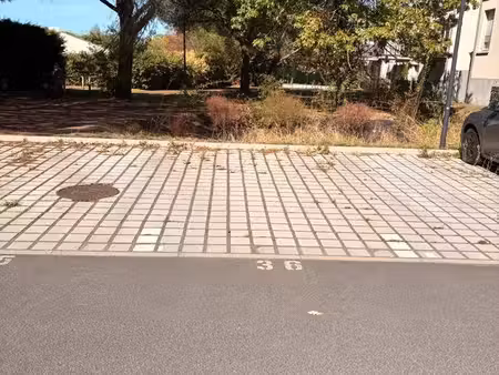 parking extérieur