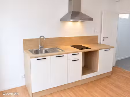 petite maison meublée avec jardin