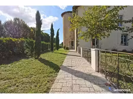 château 6 pièces 300 m²