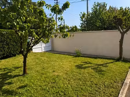 maison de plain pied 3 chambres avec jardin et garage