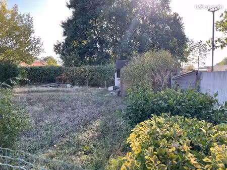 terrain à bâtir de 400 m² à basse-goulaine (44)