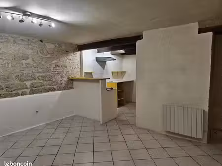 loue t2 en centre ville de cahors