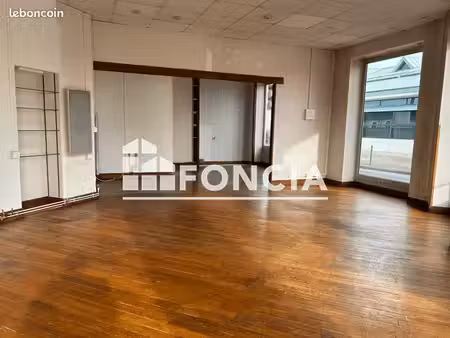 local commercial 2 pièces 39m² à louer 700 - chalette sur loing 45120