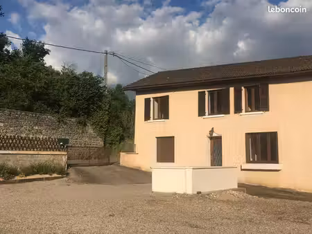 à louer maison meyrieu les étangs