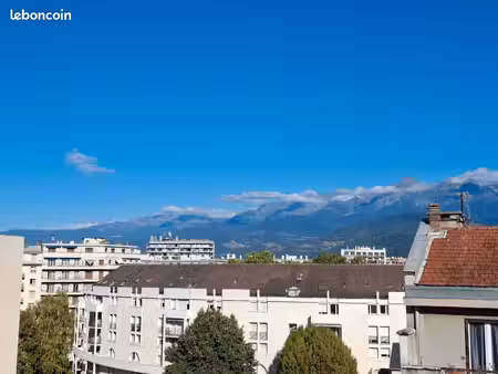 ?️ t2 meublé rénové – 52 m² – 6e étage – 2 balcons – vue montagnes